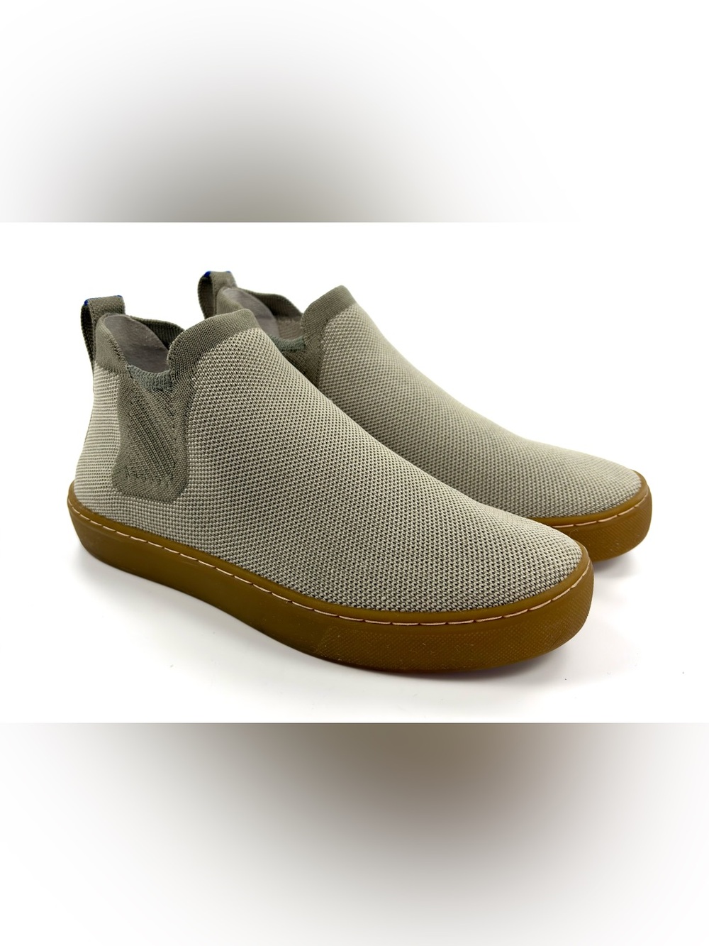 Rothy’s Women’s Slip On Sneakers Size 6 Beige Taupe Knit Gum Sole Casual Shoes
